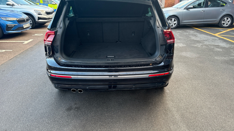 Volkswagen Tiguan 2.0 TDi 150 4Motion R-Line 5dr DSG Diesel Estate